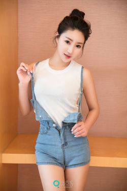 手不安分地探入森林什么意思