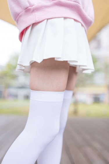 我把护士日出白浆